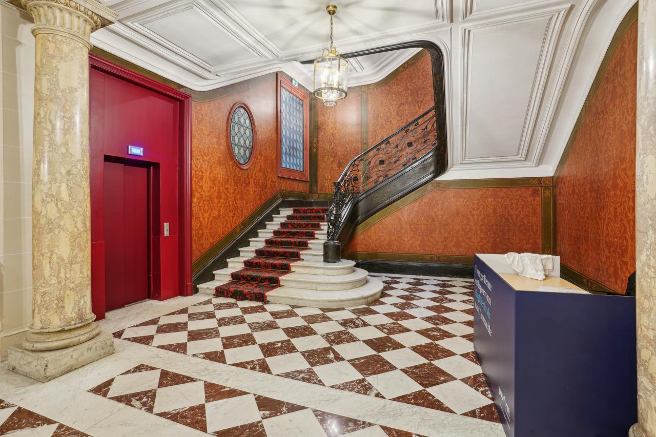 Bureau Paris 1089m² Location bureau Paris OLBUR2318622 9
